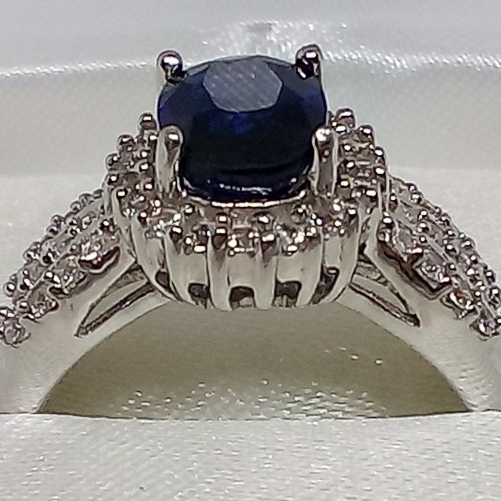 gorgeous genuine blue sapphire ring! size 6 - Picture 3 of 9
